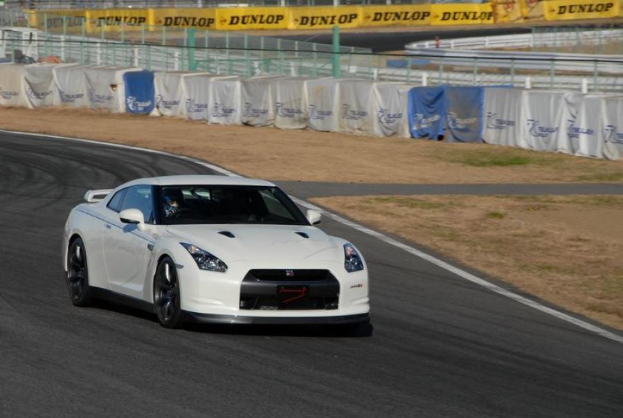  Nissan Mines GT-R 2007 года  (фото 7 из 10)